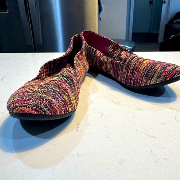 Forever size 8 Pink and Orange Flats Vibrant Slip-On Loafers NWOT - Picture 1 of 10